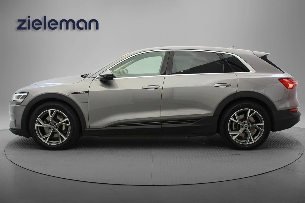Audi e-tron – foto 2