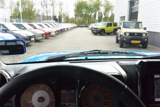 Suzuki Jimny – thumbnail 35