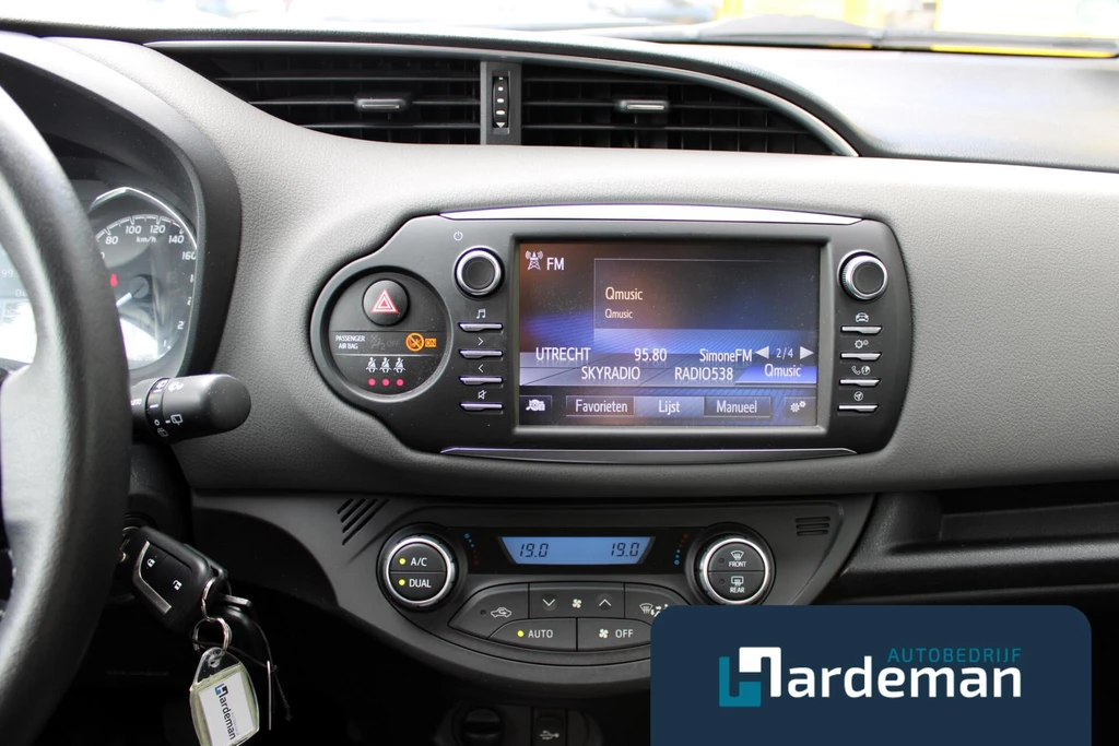 Toyota Yaris – foto 13