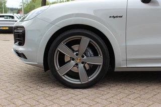 Porsche Cayenne – thumbnail 16