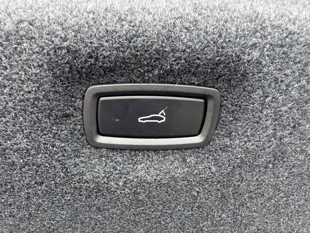 Porsche Taycan – foto 12