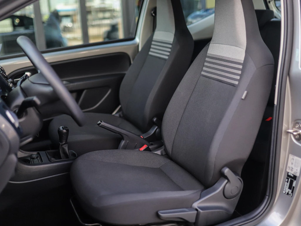 Volkswagen up! – foto 16