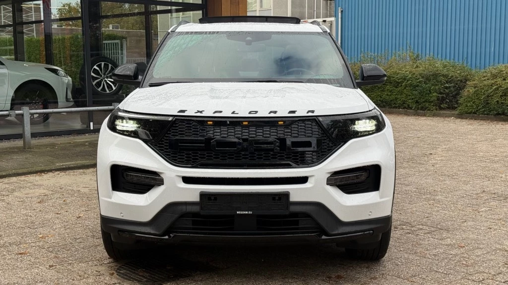 Ford Explorer – foto 9