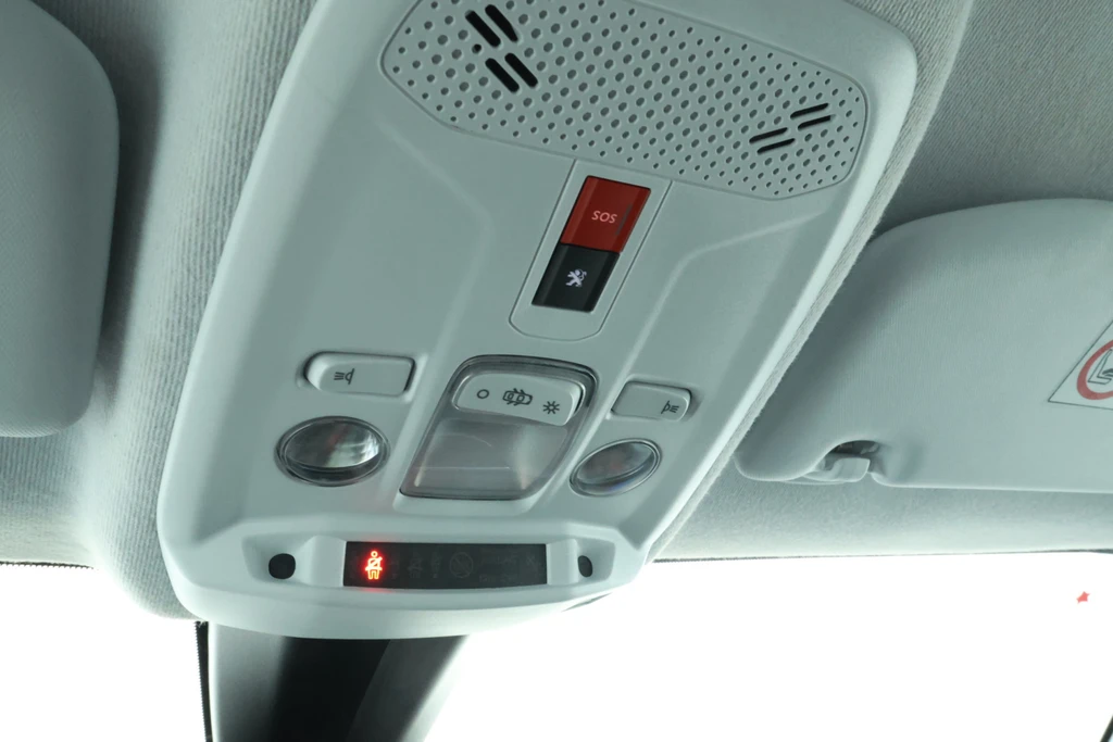 Peugeot 208 – foto 30