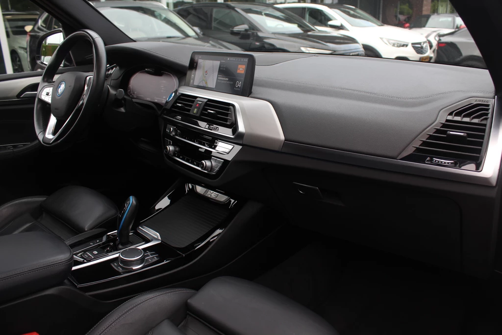 BMW iX3 – foto 15