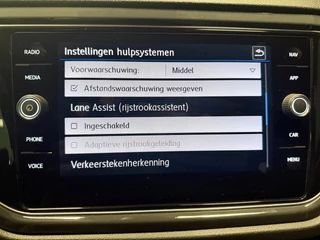 Volkswagen T-Roc – thumbnail 30