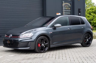Volkswagen Golf – thumbnail 2