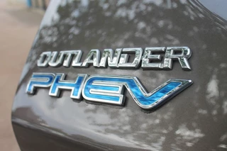 Mitsubishi Outlander – thumbnail 12