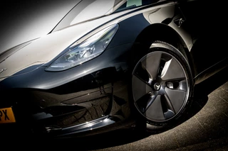 Tesla Model 3 – thumbnail 12