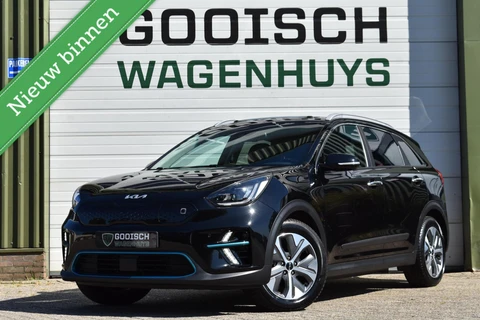 Kia e-Niro DynamicPlusLine 64 kWh | Schuifdak | Trekhaak | Stoelverwarming |