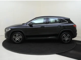 Mercedes-Benz GLA – thumbnail 2