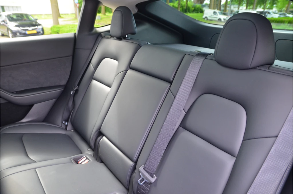 Tesla Model Y – foto 12