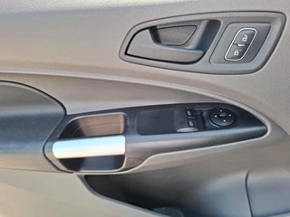 Ford Transit Connect – thumbnail 13
