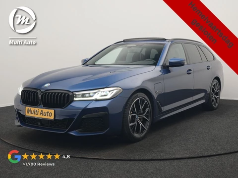 BMW 5 Serie Touring 530e M Sport PHEV 293pk Dealer O.H. | Panodak | Adaptive Cruise | 360 Camera | Harman / Kardon | Lederen Comfortzetels Memory & Verwarmd | Adaptive LED | Apple Carplay | Blis | Sfeerverlichting | Navigatie | DAB | Plug In Hybrid |