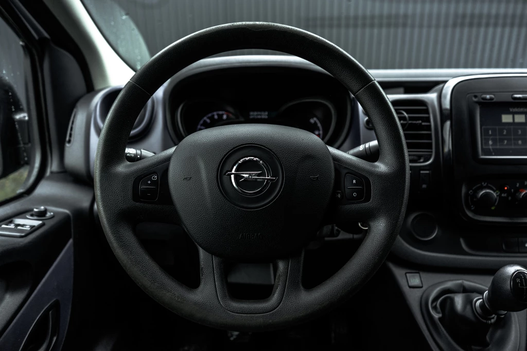 Opel Vivaro – foto 15