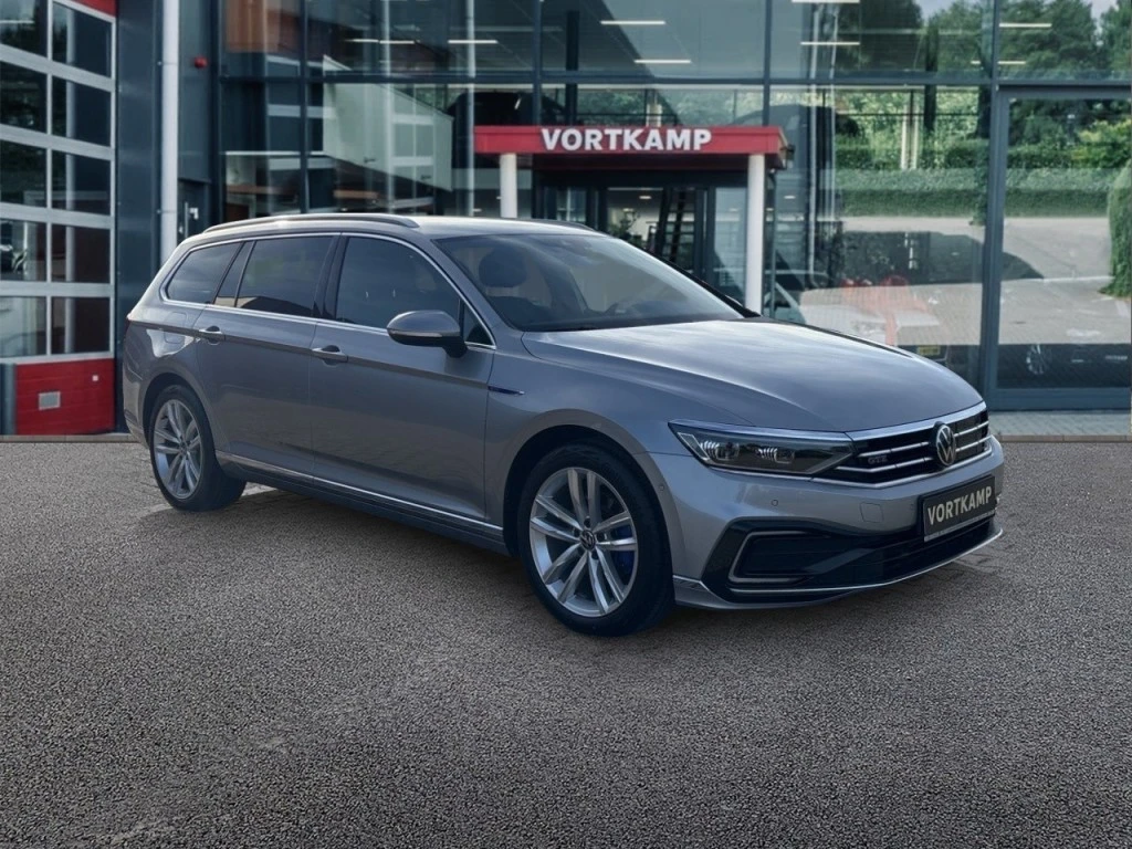 Volkswagen Passat – foto 7