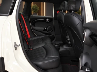 MINI Cooper – thumbnail 12
