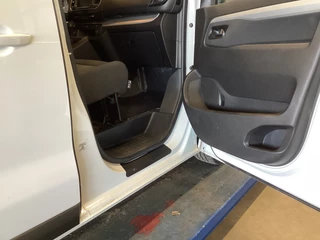 Opel Vivaro – thumbnail 51
