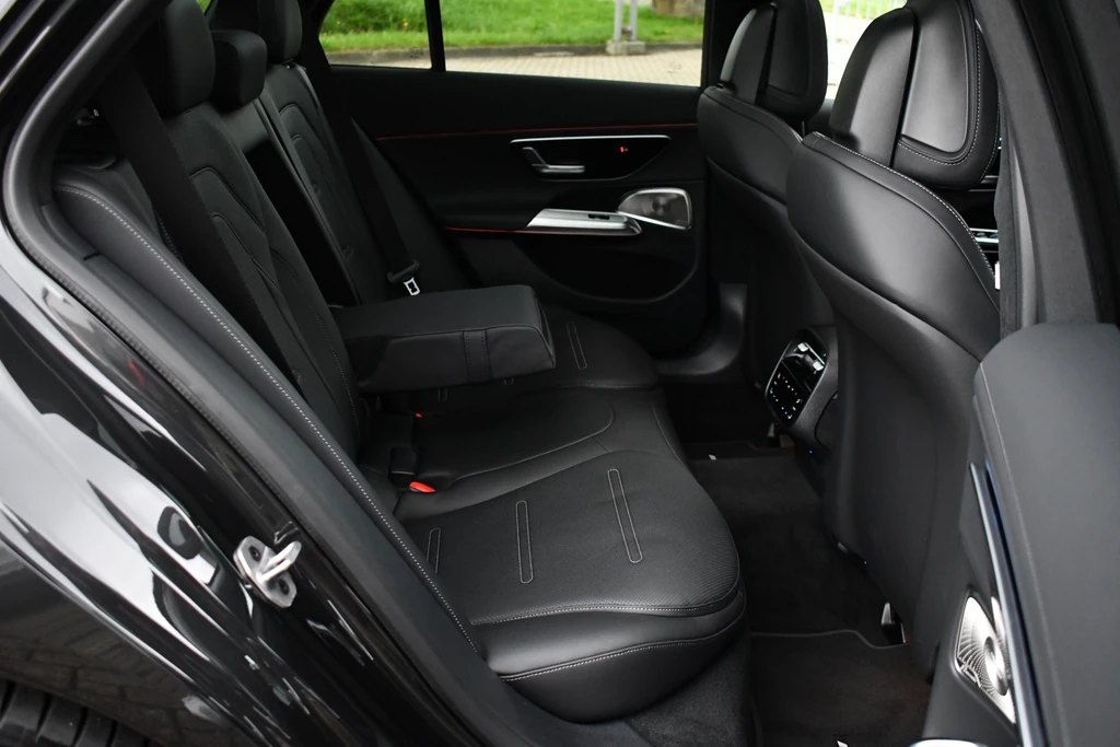 Mercedes-Benz E-Klasse – foto 42