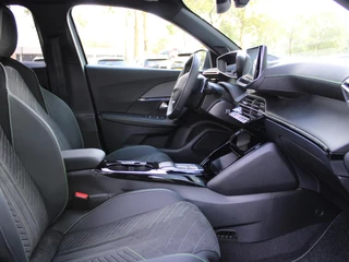 Peugeot 2008 – thumbnail 6