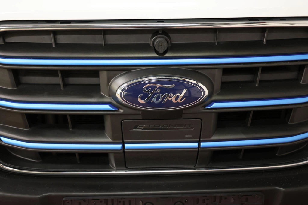 Ford E-Transit – foto 18