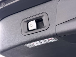 Mercedes-Benz C-Klasse – thumbnail 28