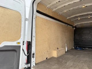 Ford E-Transit – thumbnail 17