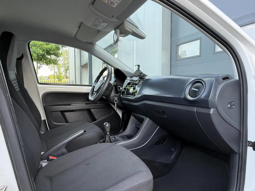 Volkswagen up! – foto 16