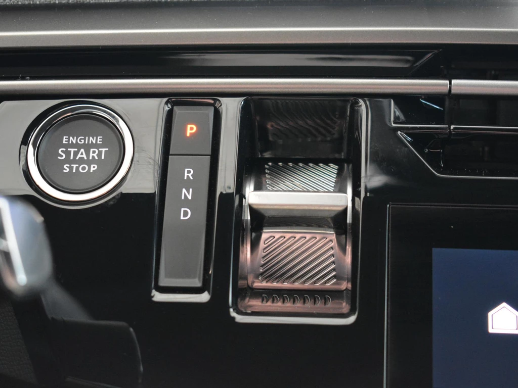 Peugeot e-3008 – foto 13