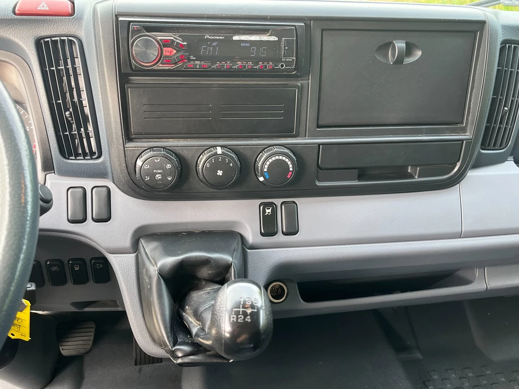 Mitsubishi Canter – foto 12