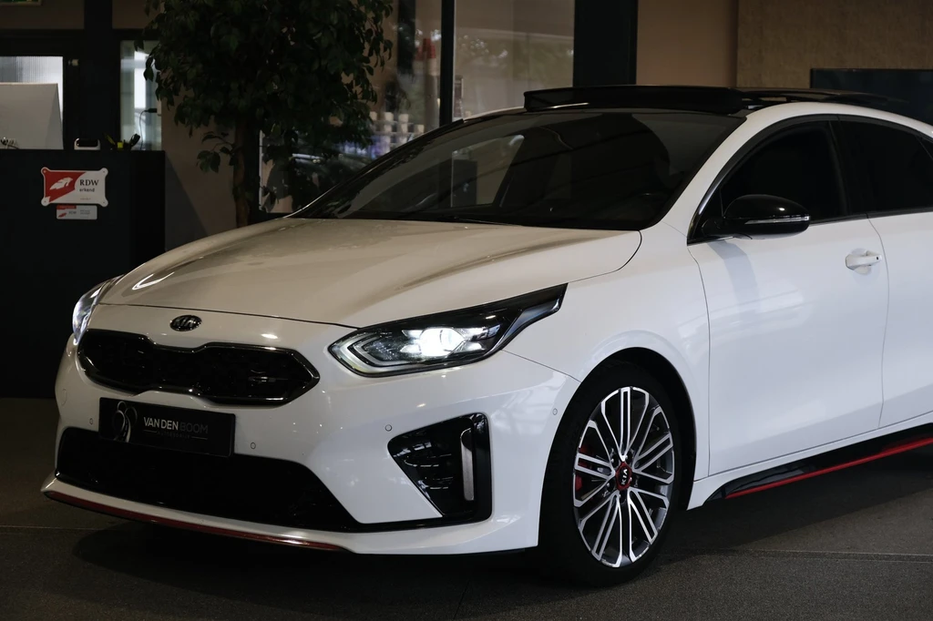 Kia ProCeed – foto 2