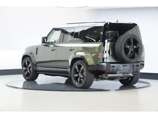 Land Rover Defender – thumbnail 3