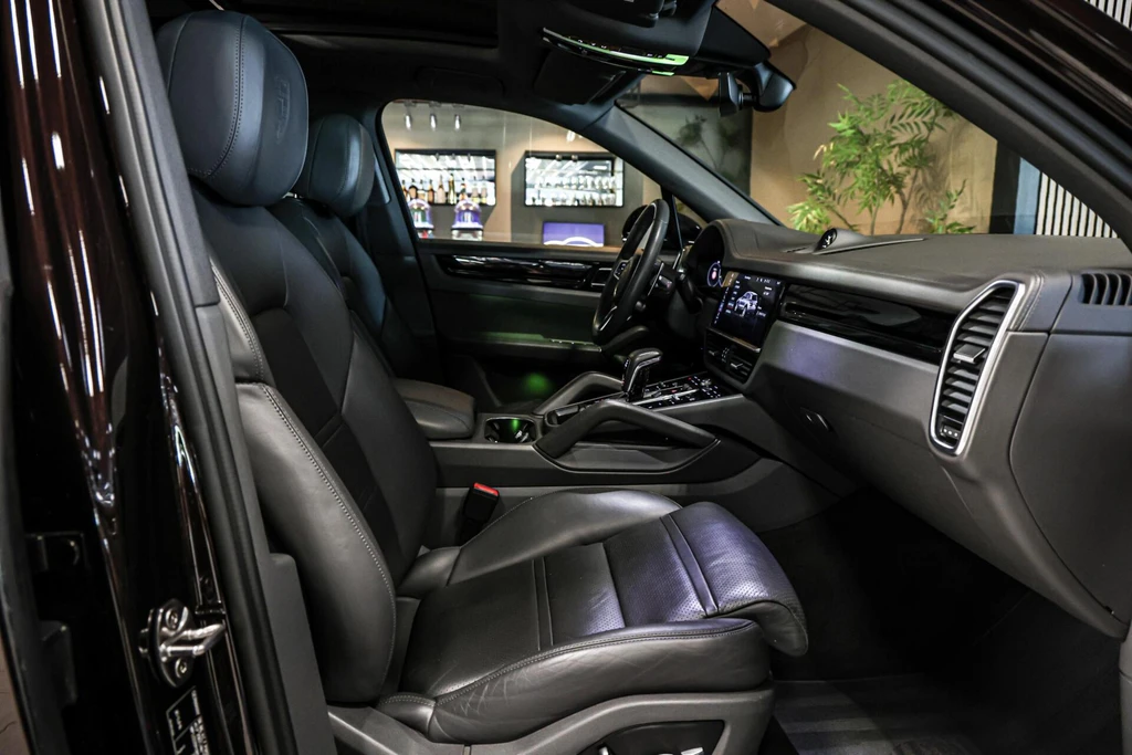 Porsche Cayenne – foto 12