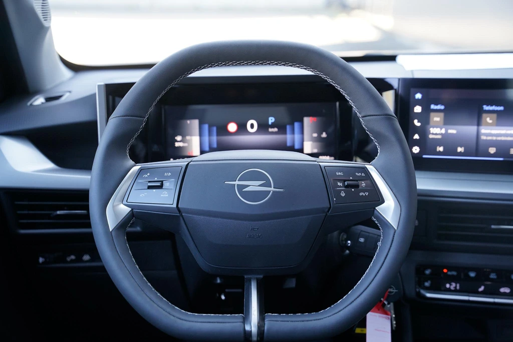 Opel Frontera – foto 11