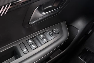 Peugeot 208 – thumbnail 16