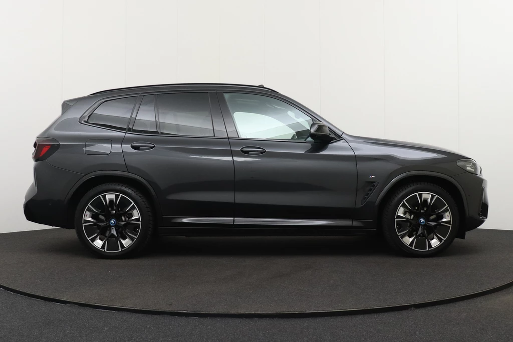 BMW iX3 – foto 5