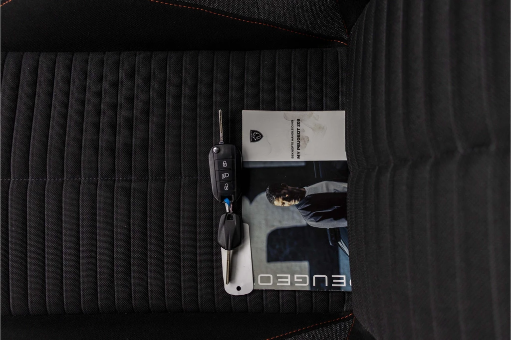Peugeot 208 – foto 33
