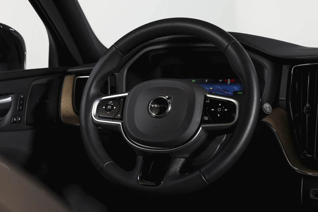 Volvo XC60 – foto 17
