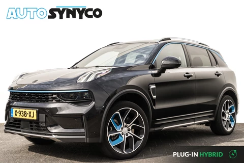 Lynk & Co 01 1.5 Plug-in Hybrid 262 Pk | Zwarte hemel | Adapt. Cruise | Panoramadak | 360 Camera | Keyless | 1e Eigenaar