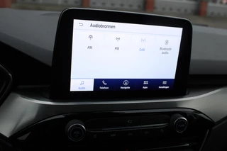 Ford Kuga – thumbnail 16