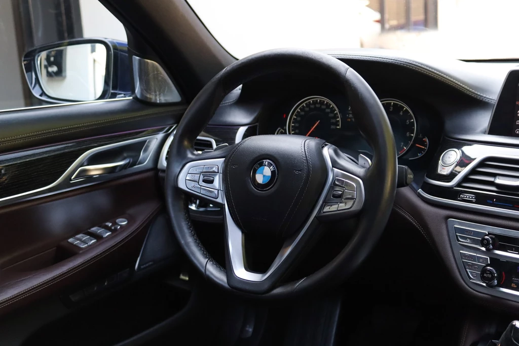 BMW 7 Serie – foto 30