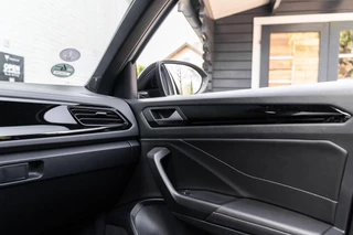 Volkswagen T-Roc – thumbnail 23