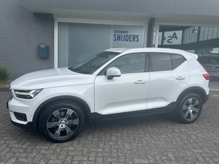 Volvo XC40 – thumbnail 3