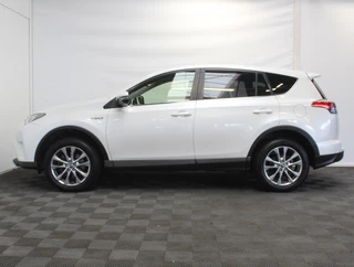 Toyota RAV4 – thumbnail 2