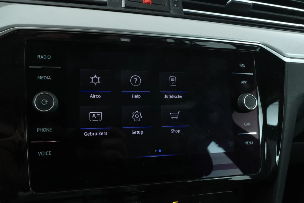 Volkswagen Passat – foto 30