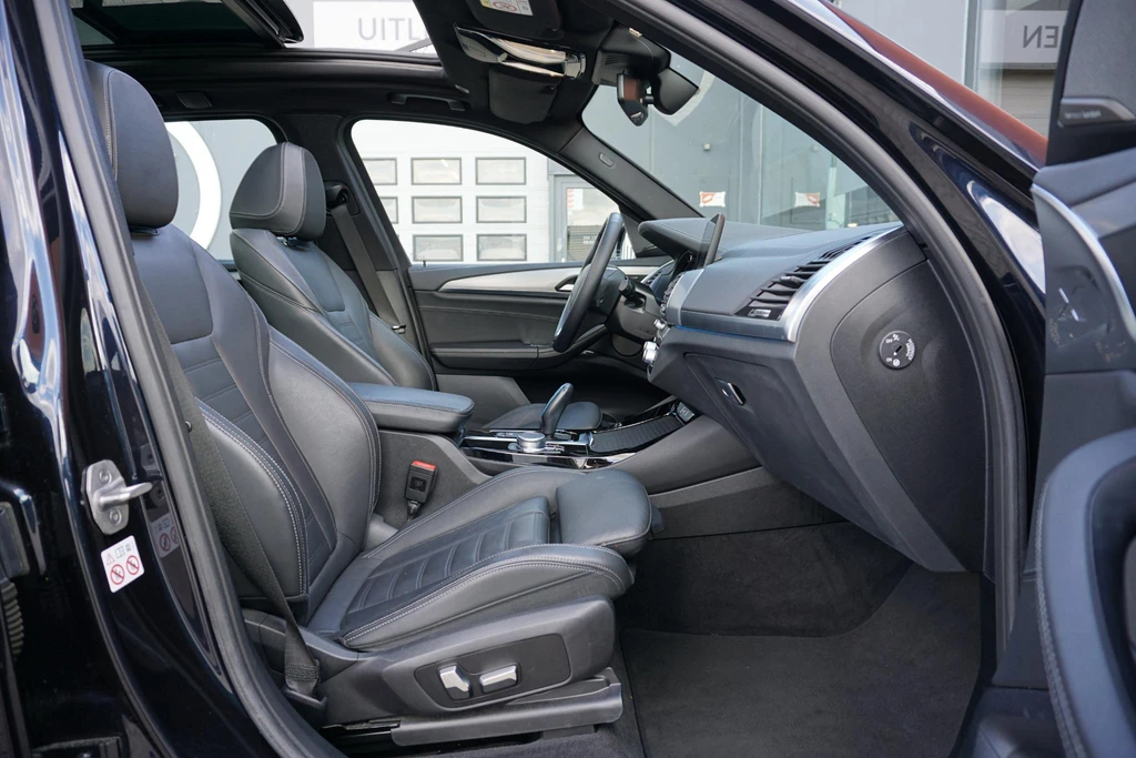 BMW iX3 – foto 12