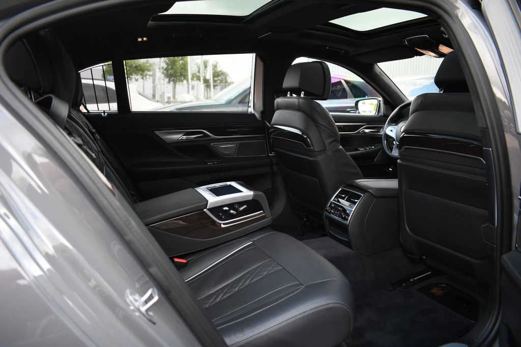 BMW 7 Serie – foto 109