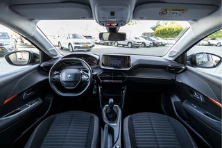 Peugeot 208 – thumbnail 11