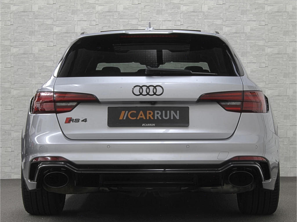 Audi RS4 – foto 6