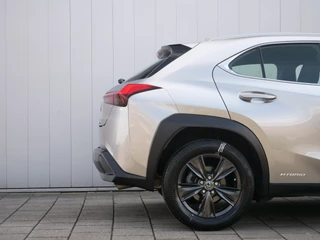 Lexus UX – thumbnail 34